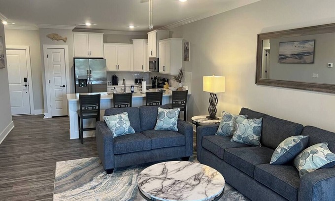 Calabash Apartment | Crow Creek Condo on 18hole golfcourse