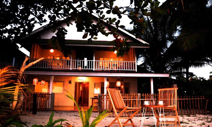 Sipura Island Other | Crow's Nest