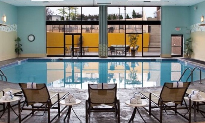 Middleburg Heights Hotel | Crowne Plaza Cleveland Airport by IHG