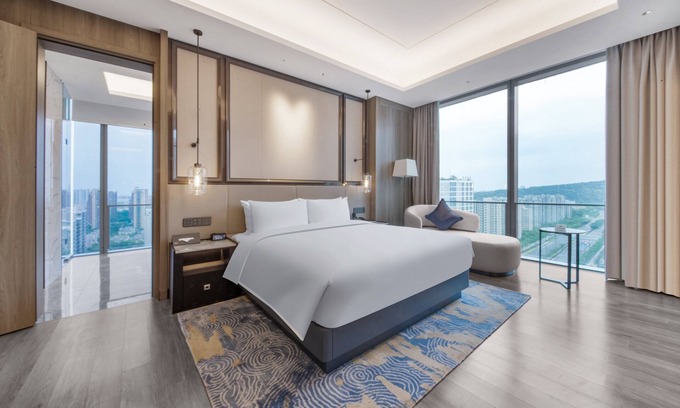 Yuhang District Hotel | Crowne Plaza Hangzhou Linping by IHG