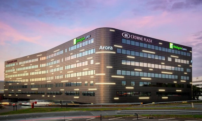 Heathrow Villages Hotel | Crowne Plaza London Heathrow T4 by IHG