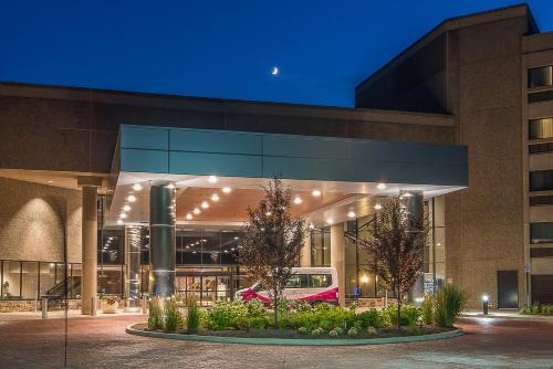 Plainsboro Hotel | Crowne Plaza Princeton - Conference Center by IHG