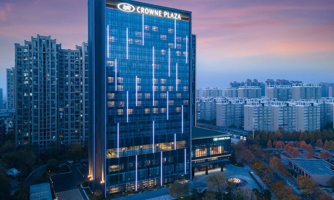 Zhongyuan District Hotel | Crowne Plaza Zhengzhou High Tech Zone by IHG