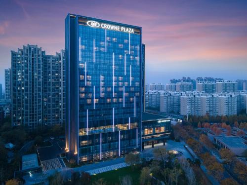 Zhongyuan District Hotel | Crowne Plaza Zhengzhou High Tech Zone by IHG