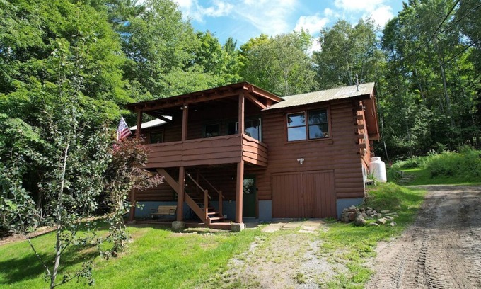 Indian Lake Cabin | Crows Nest Cabin -Mountain View - Hot Tub & Sauna