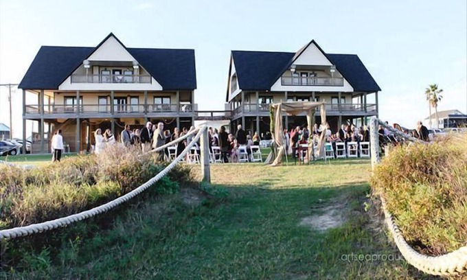 Crystal Beach House | Crystal Beach Resort