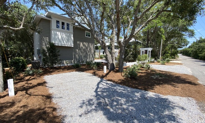 Santa Rosa Beach House | Crystal Blue Persuasion - Sleeps 2 - 1 Block to the Beach!