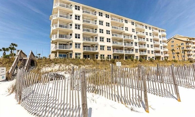 Crystal Beach Condo | Crystal Dunes by Southern Vacation Rentals