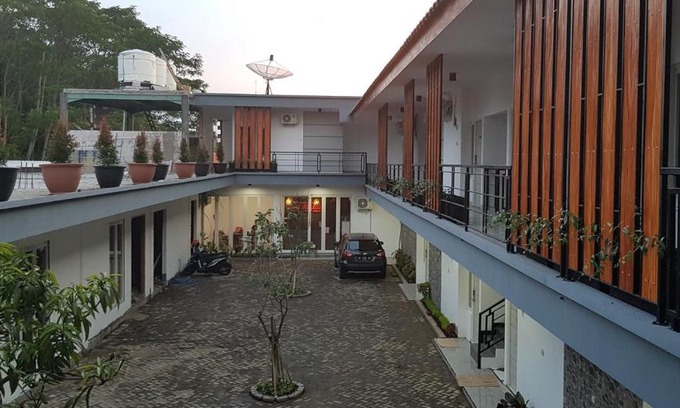 Pasuruan Hotel | crystal inn
