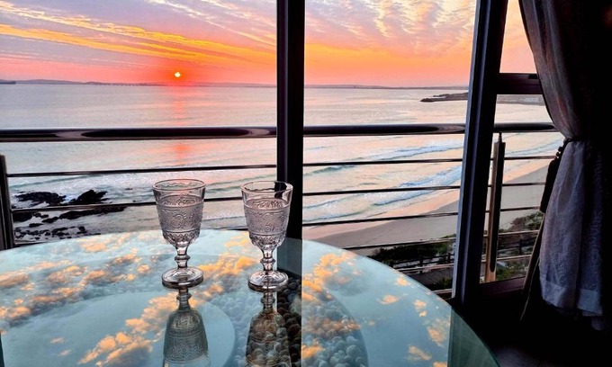 Calypso Beach House | Crystal Lagoon Lodge