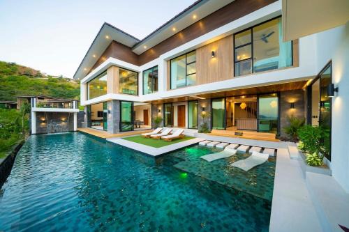 Santa Barbara House | Crystal Ocean Retreat Luxury Pool Home For 12