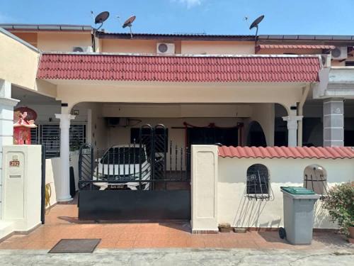 Bahau House | CS Home