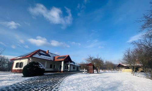 Mogyoroska House | Csonkás Kúria Vendégház Zemplén