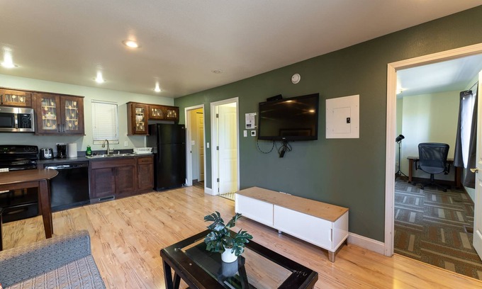 North Park Apartment | CTI Loft #3 Summary: