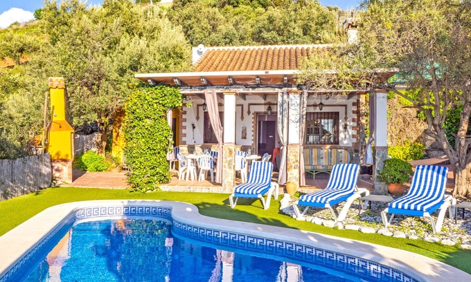 Torrox Cottage | Cubo's Casa Rural Los Cerezos/private pool/rural/free Wi-Fi