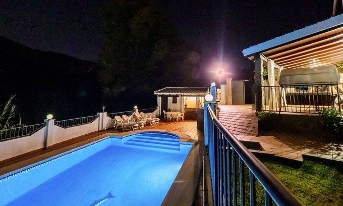 Alhaurin el Grande Cottage | Cubo's La Casa del Rio. Wifi, Air conditioning, private pool, BBQ,