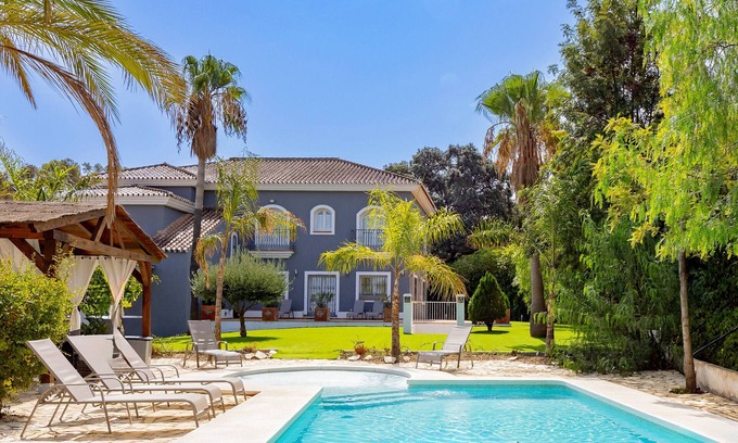 Coin Villa | Cubo's Villa Agua de Azahar/private pool/barbecue/children's area