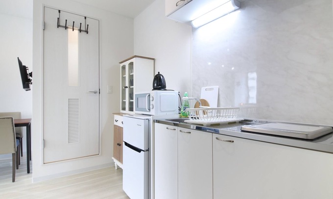 Naka Ward Apartment | Culinary Bed&Art 402
