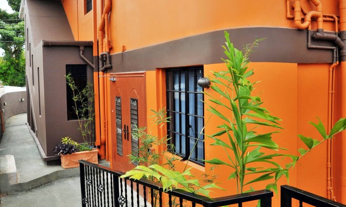 Saint James House | Culture Crossroads Inn