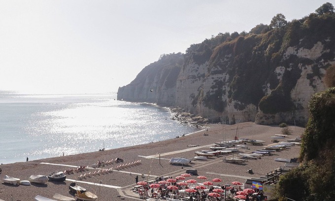 Axminster House | CULVERFIELD, pet friendly, character holiday cottage in Tytherleigh