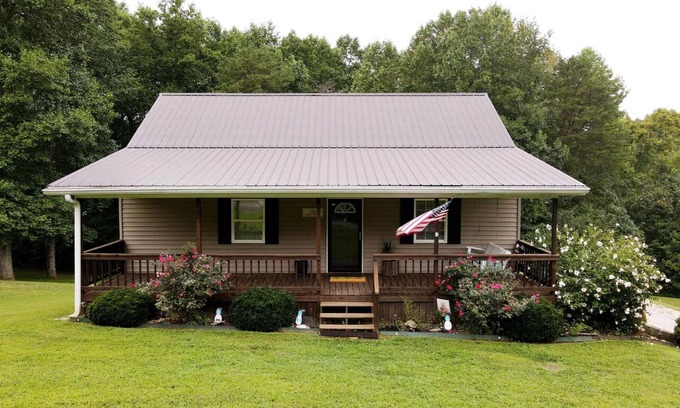 Monticello House | Cumberland Lake House W/Hot Tub