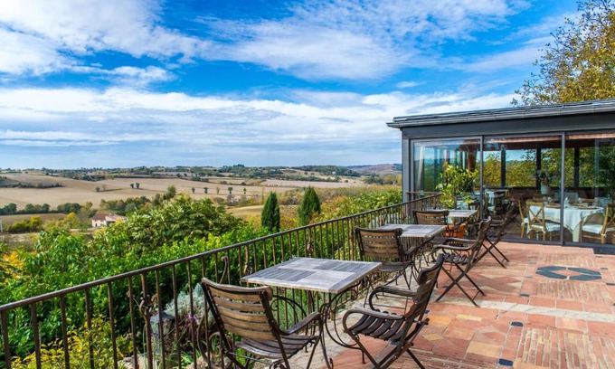 Cuq-Toulza Bed & Breakfast | Cuq en Terrasses
