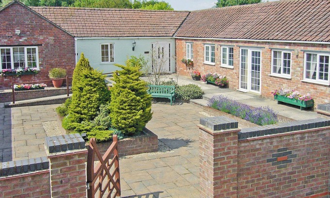 Boston Cottage | Curlew Cottage - E3752