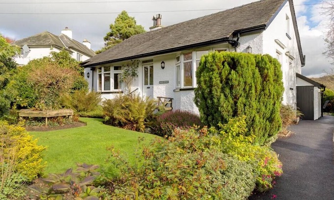 Hawkshead Other | CURLEW COTTAGE, pet friendly, with open fire in Hawkshead