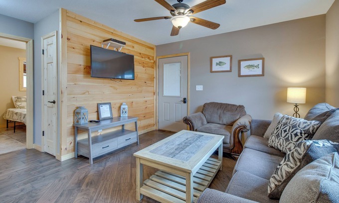 Van Buren Condo | Current River Retreats Condo: Walk to River!