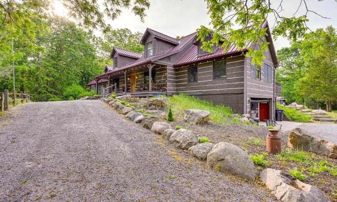 Clarklake House | Custom-Built Clarklake Cabin Sauna and Cold Plunge!