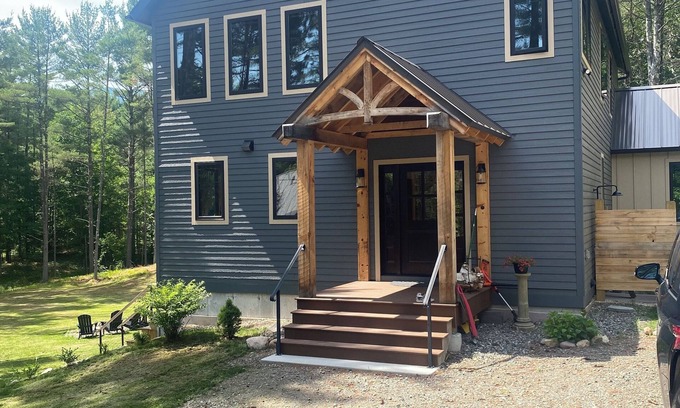 Wilmington House | Custom home in the mountains, minutes to all Wilmington has to offer!