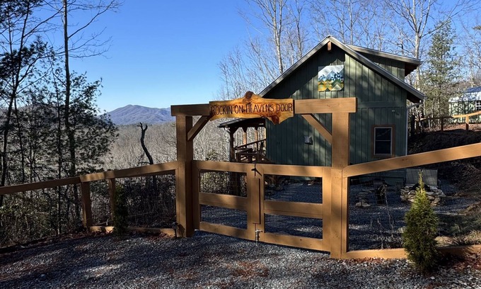 Topton Cabin | Customer Appreciation Year! See Discount information in Ad