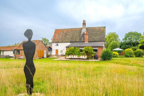 East Dereham House | Cutbush Farm House 6