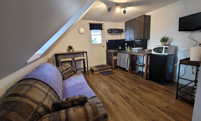 Edmundston Apartment | Cute 1-bedroom apartment with AC and WiFi in charming Edmundston