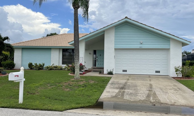 Punta Gorda House | Cute 2 bedroom with beautiful water views!