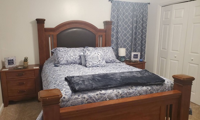 Yale House | Cute and cozy 4bed 2bath home