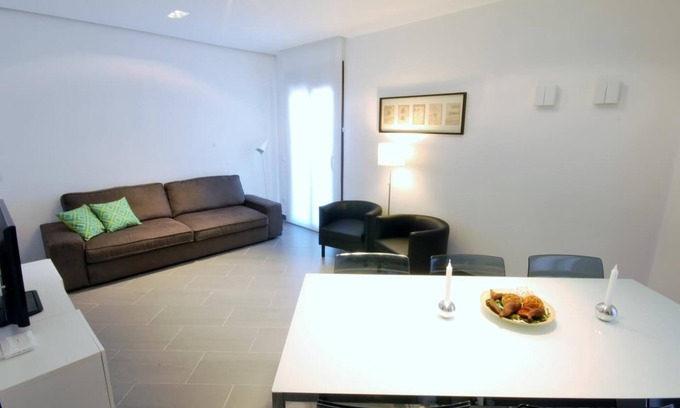 Hostafrancs Apartment | Cute apartment in Plaza España