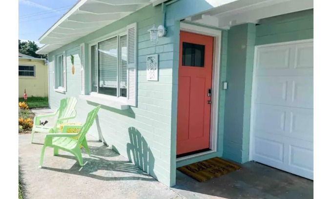 Ocean Shores House | Cute Beach House half a block from the beach π