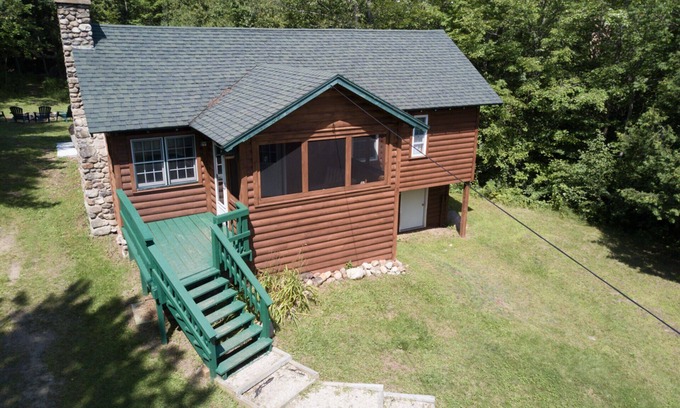 Wilmington House | Cute Cabin with Hot Tub on 18 acres Near Whiteface & Adirondack Wildlife Refuge