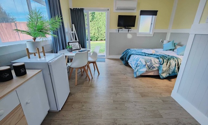 Taupo House | Cute Cottage - Opposite Bungee *No Service Fee*