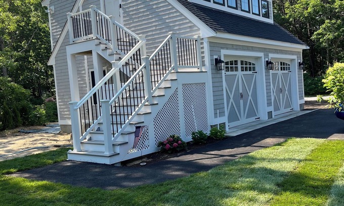 Mashpee House | Cute, cozy and newly built bungalow on private street awaits your Capecod visit.