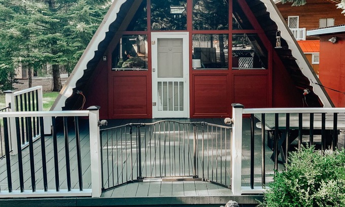 Packwood Cabin | Cute & Cozy Packwood Cabin with Private Hot Tub!