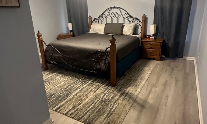 Greenville House | Cute home only 3 minutes from ECU Health.