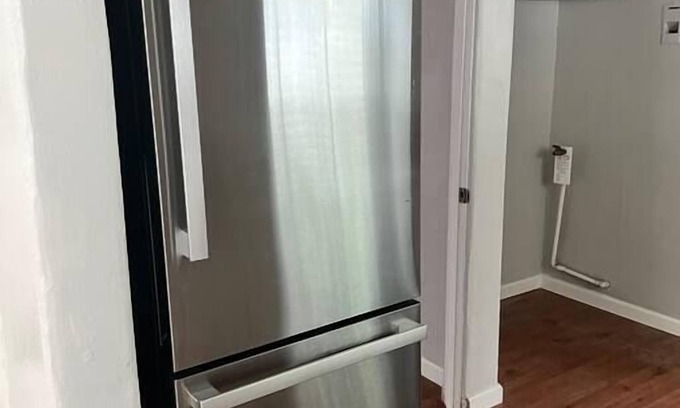 Lemoore House | Cute home walking distance to Downtown Lemoore
