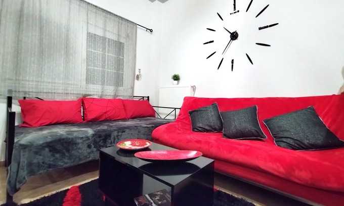 Itea House | Cute & luxury suite with patio, just few steps away from beach , nearby Delphi