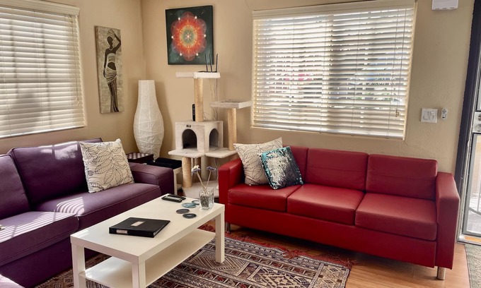 City Heights Condo | Cute North Park 2Bd/2Ba Condo, w Parking