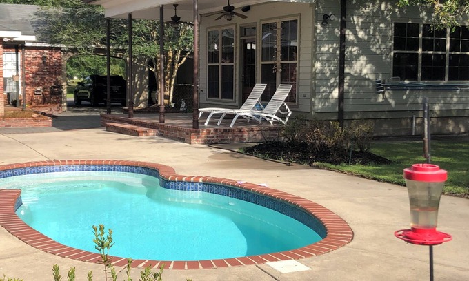Chackbay Cottage | Cute Quiet Cottage on Bayou, Nature Setting with Pool!