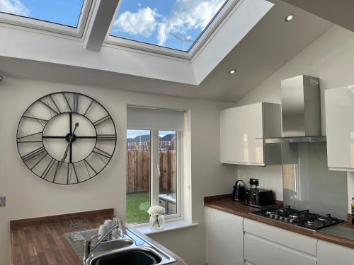 Crewe House | CW Detatched Home