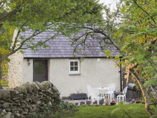 Penisarwaun House | Cwt Mochyn