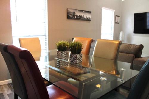 Leon Valley House | CYC Eclectic Escape